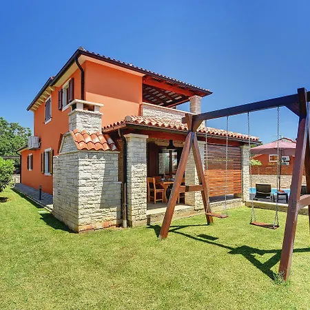 Holiday home Nur 800 Meter Zum Mit Meerblick, Privatem Pool, Bbq Und Spielplatz