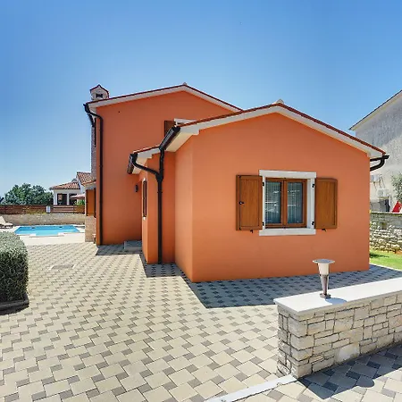 Nur 800 Meter Zum Mit Meerblick, Privatem Pool, Bbq Und Spielplatz Holiday home Fazana