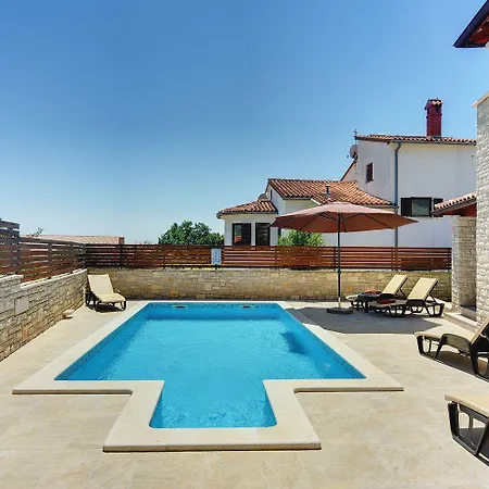 Nur 800 Meter Zum Mit Meerblick, Privatem Pool, Bbq Und Spielplatz * Fazana
