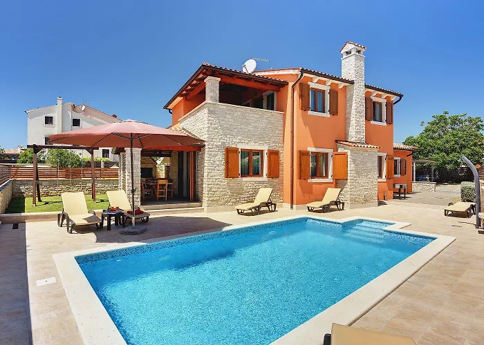 Nur 800 Meter Zum Mit Meerblick, Privatem Pool, Bbq Und Spielplatz Hébergement de vacances